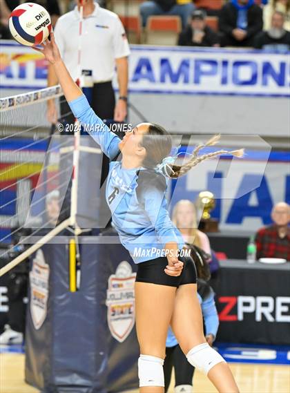 Thumbnail 2 in Estrella Foothills vs. Mica Mountain (AIA 4A Final) photogallery.