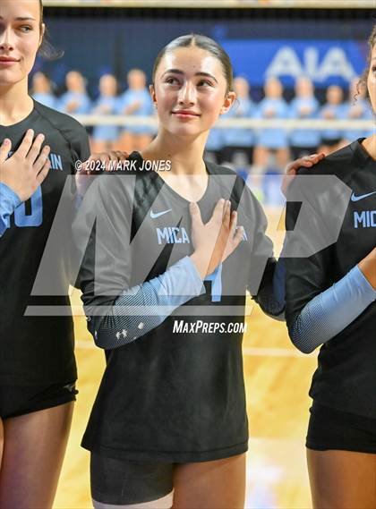 Thumbnail 2 in Estrella Foothills vs. Mica Mountain (AIA 4A Final) photogallery.