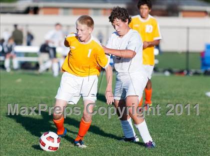 Thumbnail 1 in Galesburg vs Washington photogallery.