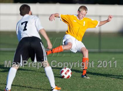 Thumbnail 1 in Galesburg vs Washington photogallery.