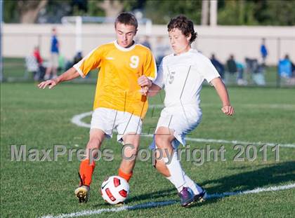 Thumbnail 2 in Galesburg vs Washington photogallery.