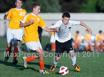 Thumbnail 1 in Galesburg vs Washington photogallery.