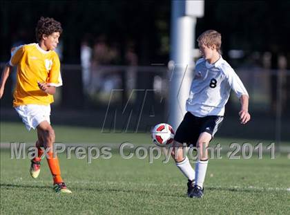 Thumbnail 2 in Galesburg vs Washington photogallery.