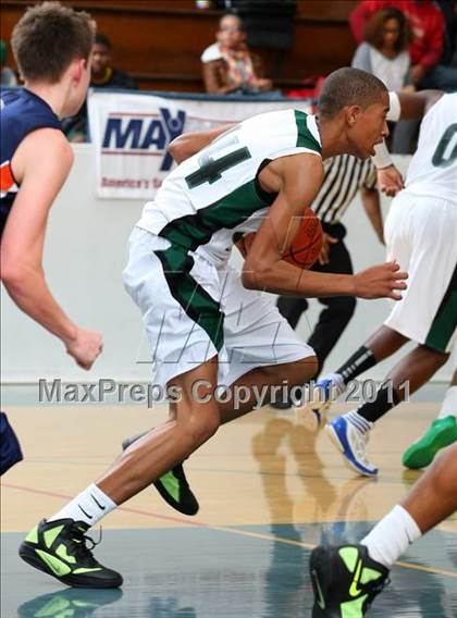 Thumbnail 3 in Chaminade vs. Palmdale (The Tournament) photogallery.