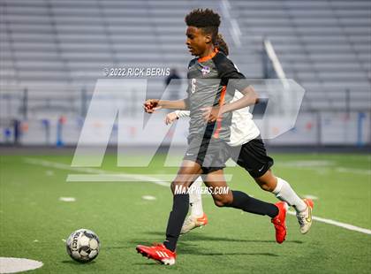 Thumbnail 1 in Grand Oaks vs Willis photogallery.
