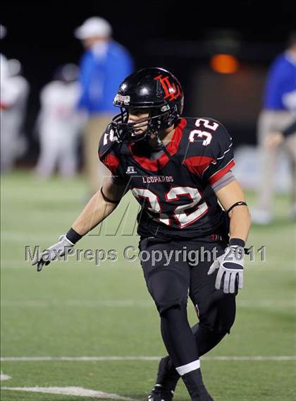 Thumbnail 1 in Lovejoy vs. Henderson (3A Division 1 Region 2 Quarterfinals) photogallery.