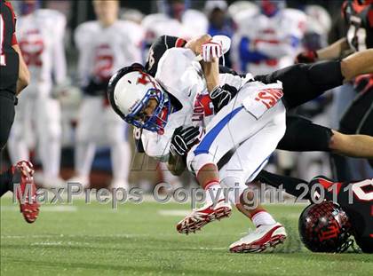 Thumbnail 1 in Lovejoy vs. Henderson (3A Division 1 Region 2 Quarterfinals) photogallery.