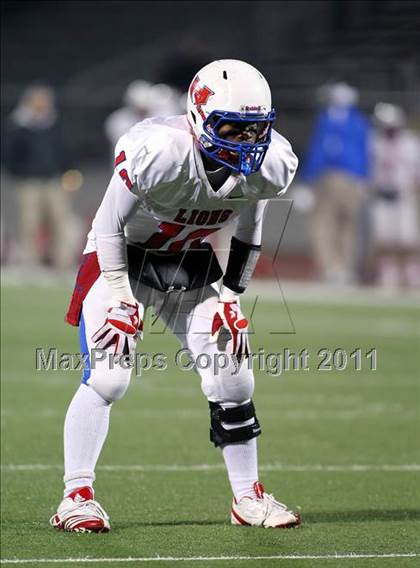 Thumbnail 3 in Lovejoy vs. Henderson (3A Division 1 Region 2 Quarterfinals) photogallery.