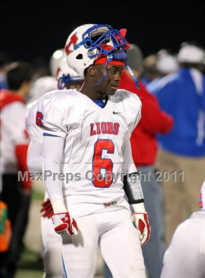 Thumbnail 2 in Lovejoy vs. Henderson (3A Division 1 Region 2 Quarterfinals) photogallery.