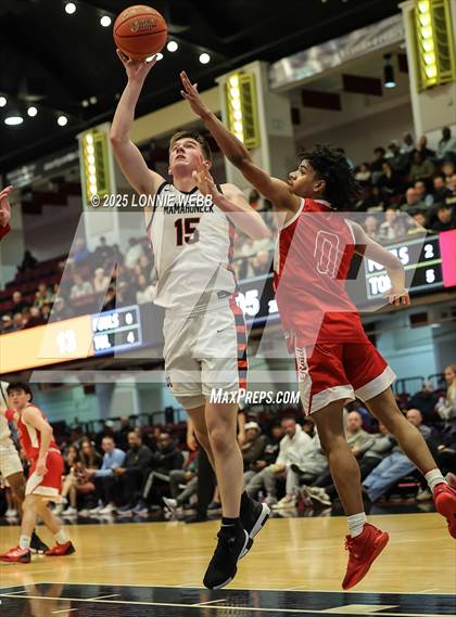 Thumbnail 2 in Mamaroneck vs. North Rockland (NYSPHSAA Sectional 1 Class AAA Semifinal) photogallery.