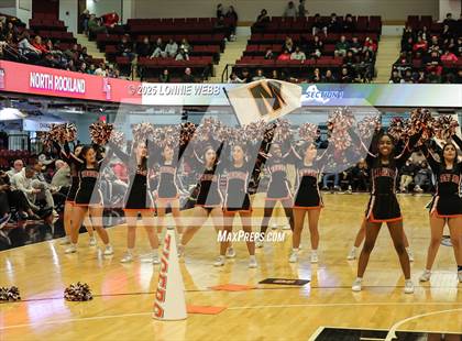 Thumbnail 1 in Mamaroneck vs. North Rockland (NYSPHSAA Sectional 1 Class AAA Semifinal) photogallery.