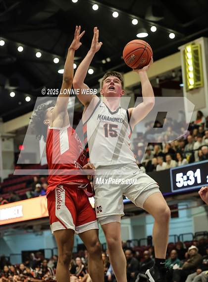 Thumbnail 3 in Mamaroneck vs. North Rockland (NYSPHSAA Sectional 1 Class AAA Semifinal) photogallery.