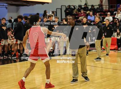 Thumbnail 1 in Mamaroneck vs. North Rockland (NYSPHSAA Sectional 1 Class AAA Semifinal) photogallery.