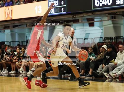 Thumbnail 1 in Mamaroneck vs. North Rockland (NYSPHSAA Sectional 1 Class AAA Semifinal) photogallery.