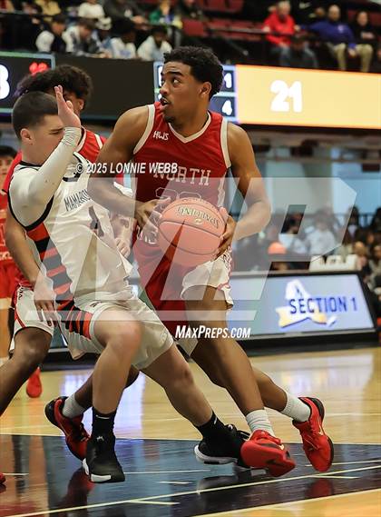 Thumbnail 1 in Mamaroneck vs. North Rockland (NYSPHSAA Sectional 1 Class AAA Semifinal) photogallery.