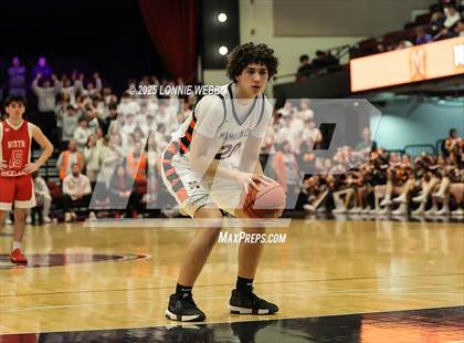 Thumbnail 1 in Mamaroneck vs. North Rockland (NYSPHSAA Sectional 1 Class AAA Semifinal) photogallery.