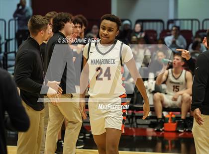 Thumbnail 2 in Mamaroneck vs. North Rockland (NYSPHSAA Sectional 1 Class AAA Semifinal) photogallery.
