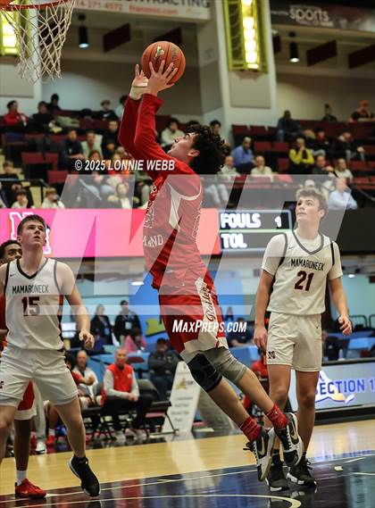 Thumbnail 2 in Mamaroneck vs. North Rockland (NYSPHSAA Sectional 1 Class AAA Semifinal) photogallery.