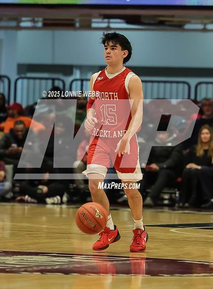 Thumbnail 1 in Mamaroneck vs. North Rockland (NYSPHSAA Sectional 1 Class AAA Semifinal) photogallery.