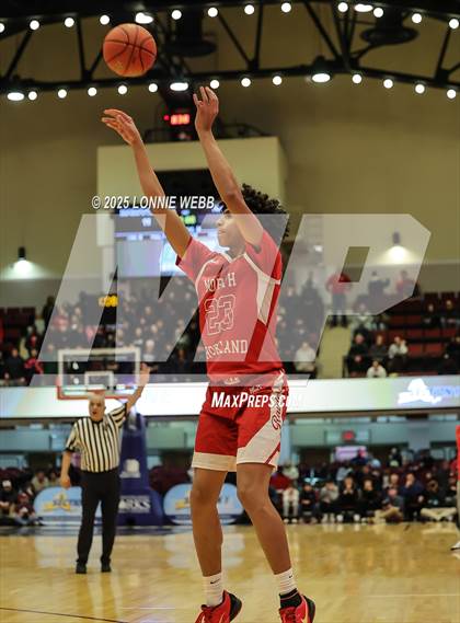 Thumbnail 3 in Mamaroneck vs. North Rockland (NYSPHSAA Sectional 1 Class AAA Semifinal) photogallery.