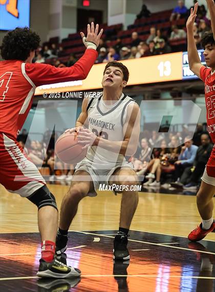 Thumbnail 1 in Mamaroneck vs. North Rockland (NYSPHSAA Sectional 1 Class AAA Semifinal) photogallery.