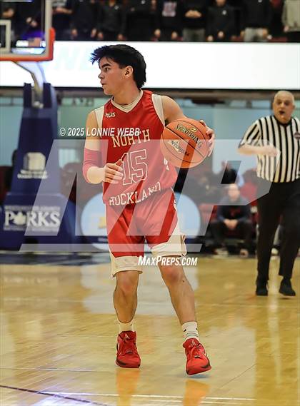 Thumbnail 3 in Mamaroneck vs. North Rockland (NYSPHSAA Sectional 1 Class AAA Semifinal) photogallery.