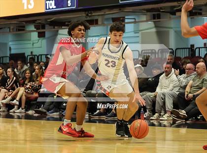 Thumbnail 1 in Mamaroneck vs. North Rockland (NYSPHSAA Sectional 1 Class AAA Semifinal) photogallery.