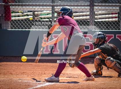Thumbnail 1 in Hamilton vs. Liolani photogallery.