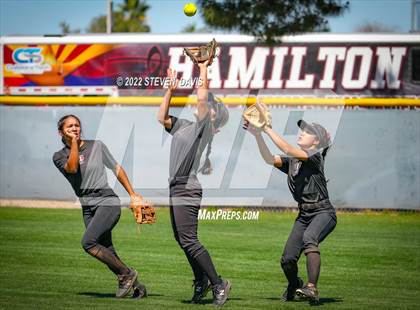 Thumbnail 3 in Hamilton vs. Liolani photogallery.
