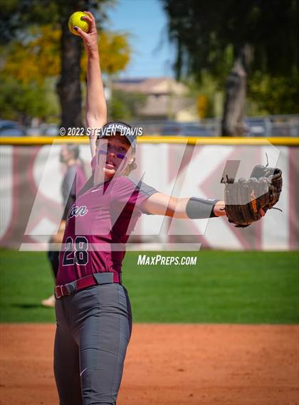Thumbnail 2 in Hamilton vs. Liolani photogallery.