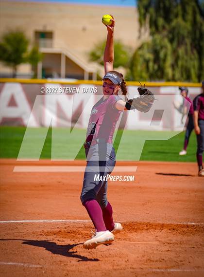 Thumbnail 1 in Hamilton vs. Liolani photogallery.