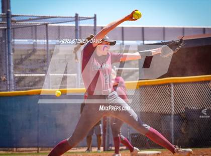 Thumbnail 3 in Hamilton vs. Liolani photogallery.
