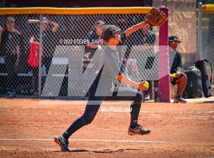 Thumbnail 1 in Hamilton vs. Liolani photogallery.