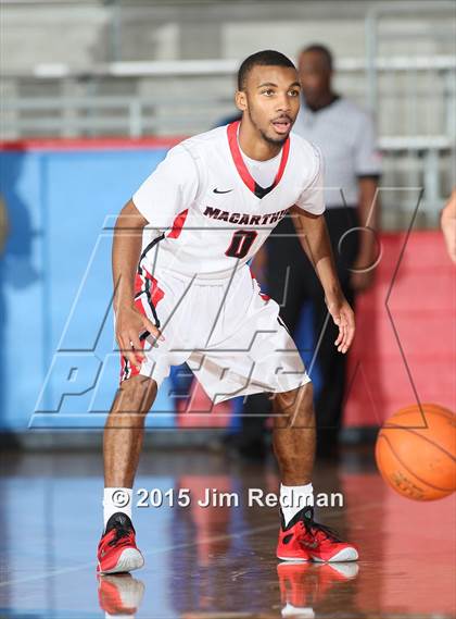 Thumbnail 1 in MacArthur vs. Norman North (Thanksgiving Hoopfest) photogallery.