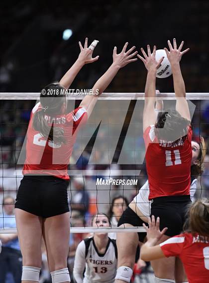 Thumbnail 2 in Yuma vs. Wiggins (CHSAA 2A Playoff) photogallery.