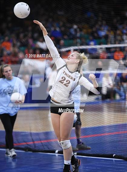 Thumbnail 3 in Yuma vs. Wiggins (CHSAA 2A Playoff) photogallery.