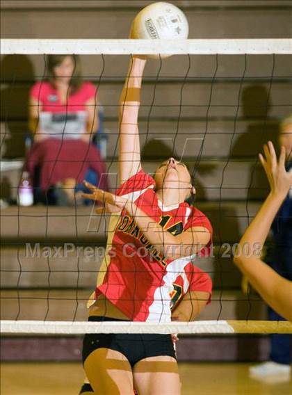 Thumbnail 1 in Oakdale vs. West (Oakdale Invitational) photogallery.
