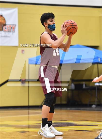 Thumbnail 2 in Grace Christian @ Mount Zion Christian Academy (Bull City Classic Championship) photogallery.