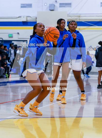 Thumbnail 1 in Dorsey @ Crenshaw photogallery.