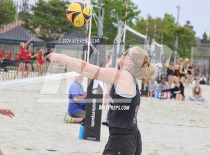 Thumbnail 3 in Point Loma vs. Scripps Ranch (CIF SDS Division 1 Final) photogallery.
