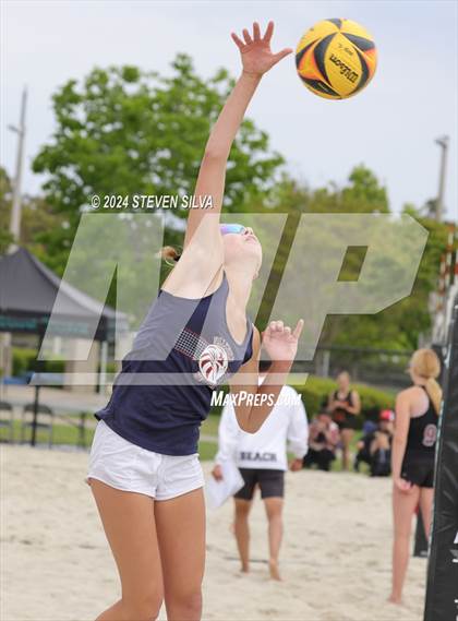 Thumbnail 2 in Point Loma vs. Scripps Ranch (CIF SDS Division 1 Final) photogallery.