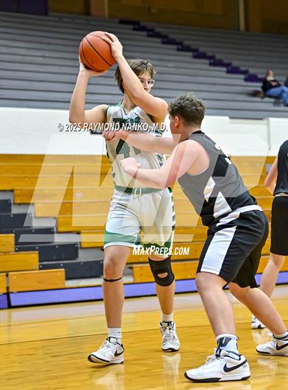 Thumbnail 2 in Wapahani vs Yorktown (City Tournament) photogallery.