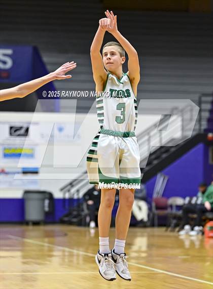 Thumbnail 3 in Wapahani vs Yorktown (City Tournament) photogallery.