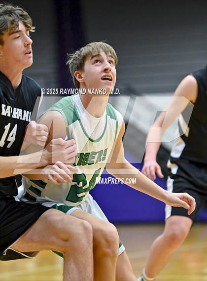 Thumbnail 2 in Wapahani vs Yorktown (City Tournament) photogallery.