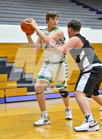 Thumbnail 1 in Wapahani vs Yorktown (City Tournament) photogallery.
