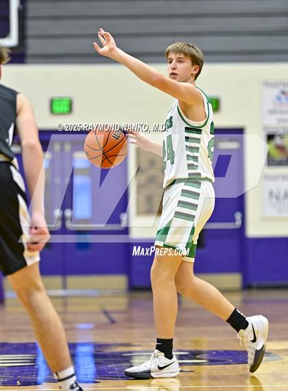 Thumbnail 2 in Wapahani vs Yorktown (City Tournament) photogallery.
