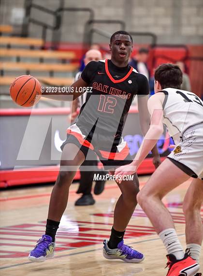 Thumbnail 1 in Capistrano Valley vs. Oak Hills (Nike Extravaganza) photogallery.