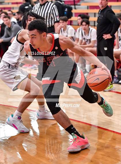Thumbnail 1 in Capistrano Valley vs. Oak Hills (Nike Extravaganza) photogallery.