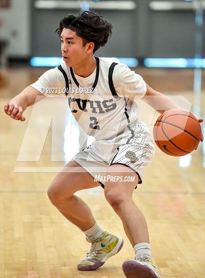 Thumbnail 2 in Capistrano Valley vs. Oak Hills (Nike Extravaganza) photogallery.