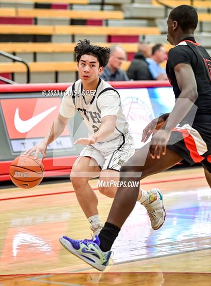 Thumbnail 3 in Capistrano Valley vs. Oak Hills (Nike Extravaganza) photogallery.